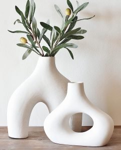 Carrot’s Den Donut Vase, Set of 2 – Minimalist Nordic, White Ceramic Hollow Donut Vase Decor | Table Centerpiece, Olive Plant, Wedding, Living Room, Bookshelf, Office, Modern Home, Entryway, Console